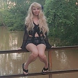 Meet your Posher, Echo